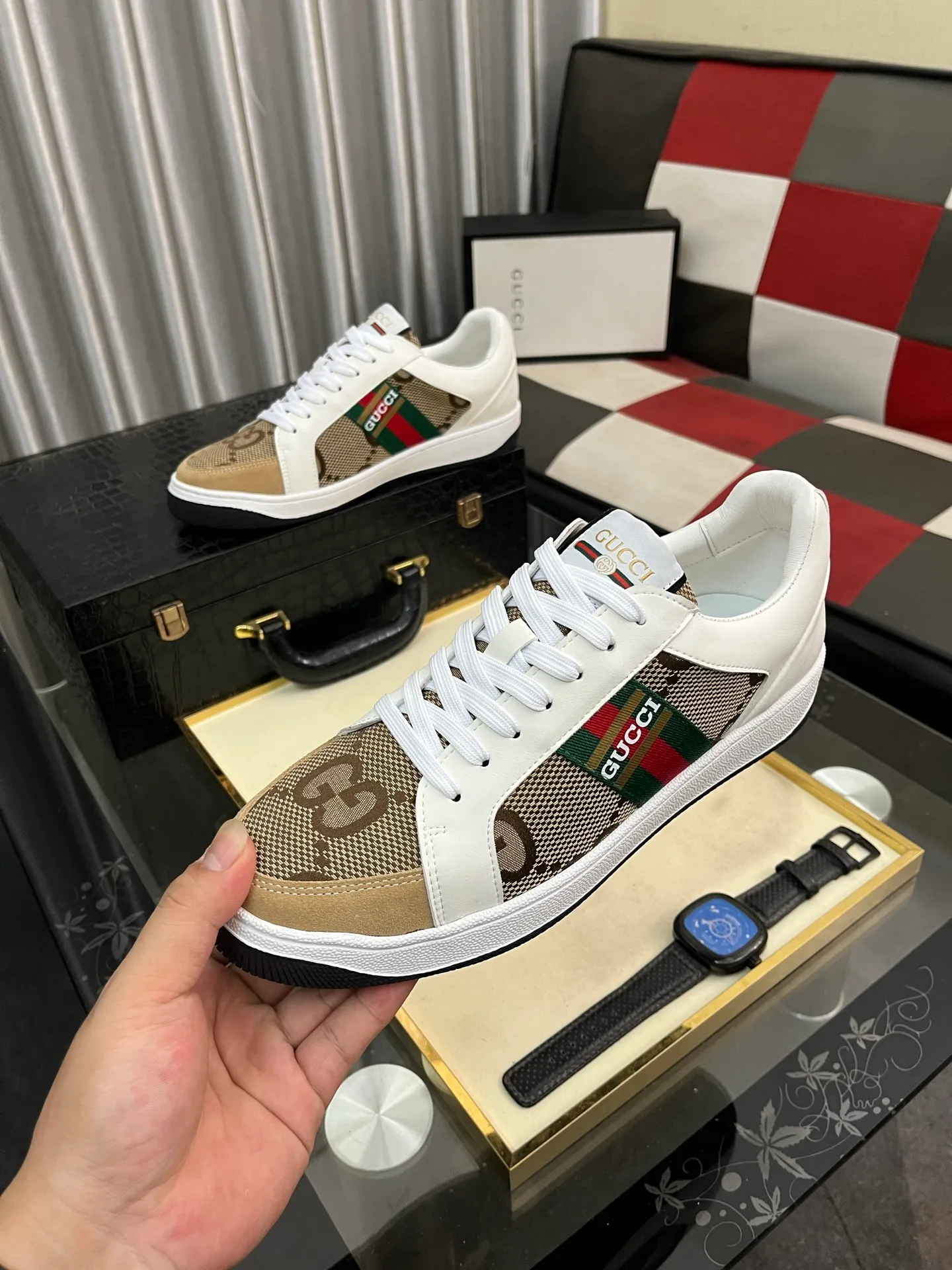 Men's Men's Shoes 💰400⌚️⌚️【GUCCI】Gucci men's latest white shoe series casual shoes! The official website is built 1:1. Upper: Made of imported cowhide, with electric embroidery ➕Inner lining: Made of high-quality first-layer pigskin, soft and comfortable. Picky material selection and exquisite workmanship give you the best enjoyment. Size: 38-444️⃣Colors available